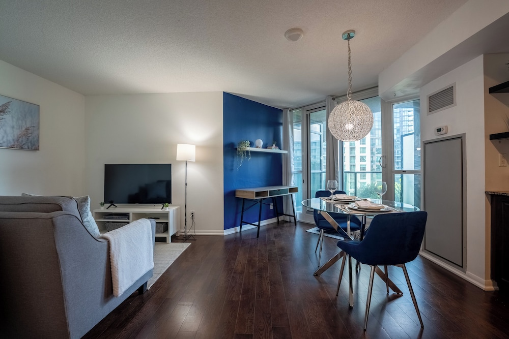 Fort York Suite