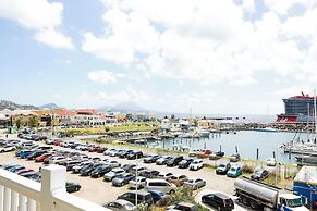 Kings Pavilion Suites Hotel