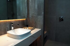 Eh Boutique Experience
