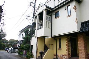 916 Travel Inn