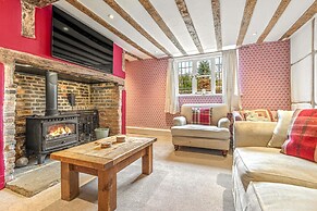 Hunts Cottage - Pet Friendly - From 200 Per Night