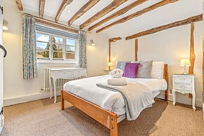 Hunts Cottage - Pet Friendly - From 200 Per Night