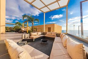 Seaside Retreat Green Coast