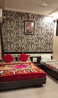 Hotel Palkhi
