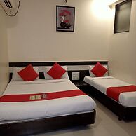 Hotel Palkhi