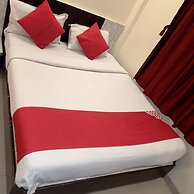Hotel Palkhi
