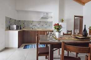 Elegant Villa With Swimming Pool Near Etna