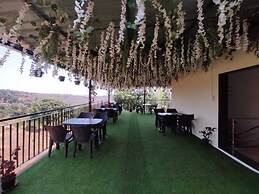 Nature Nest Valley Resort