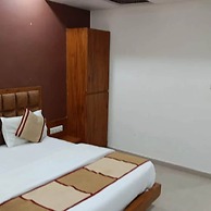 Hotel Maple View