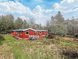 6 Person Holiday Home in Albaek