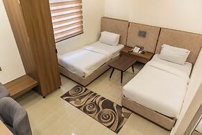 Narang Hotel