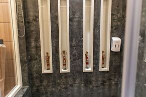 Narang Hotel