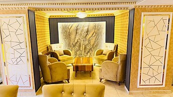 Alklas Hotel