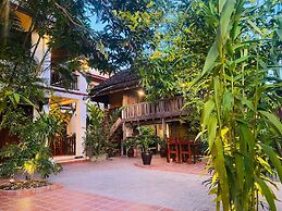 Golden Sun Boutique Hotel