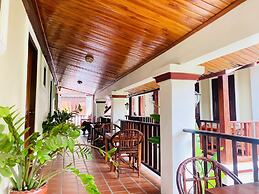 Golden Sun Boutique Hotel