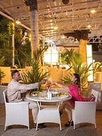 Maashpi Hotel & Resort