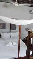 Oasis Beach Inn
