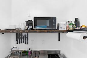 Echo Loft: A Modern Escape