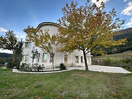 Villa Maria Marvelous Villa in Meteora