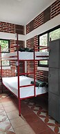 HOSTAL 38