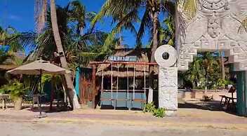 MAYAN MITTOZ