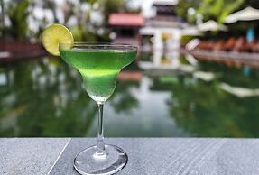 Green Amazon Hotel