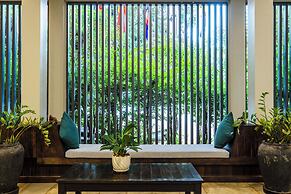Green Amazon Hotel