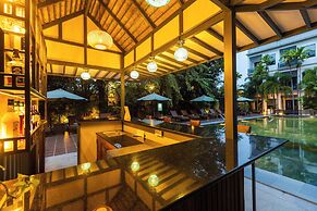 Green Amazon Hotel