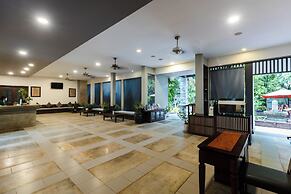 Green Amazon Hotel