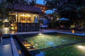 Green Amazon Hotel