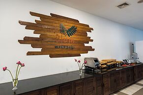 Green Amazon Hotel