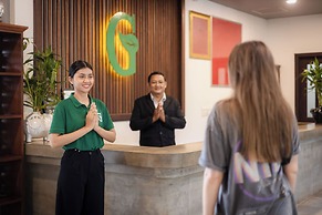 Green Amazon Hotel