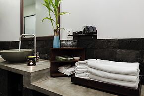 Green Amazon Hotel