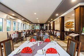 Green Amazon Hotel