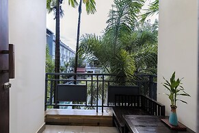 Green Amazon Hotel