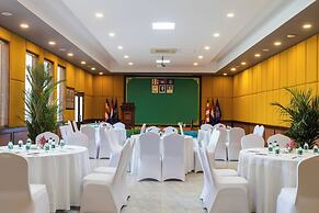 Green Amazon Hotel