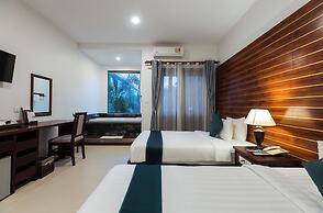 Green Amazon Hotel