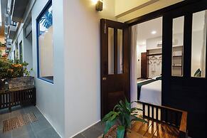 Green Amazon Hotel