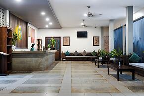Green Amazon Hotel
