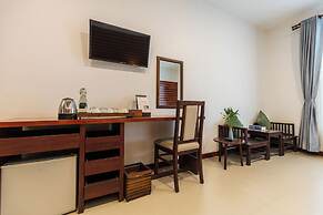Green Amazon Hotel
