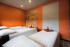 Green Amazon Hotel