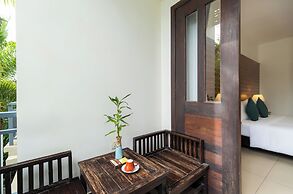 Green Amazon Hotel