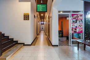 Green Amazon Hotel