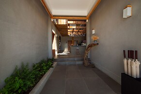 LOST VILLA-ff