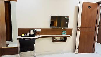 HOTEL MITHRA GRAND