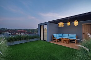 Tropical Villa 8A - 8 Min Melasti Beach