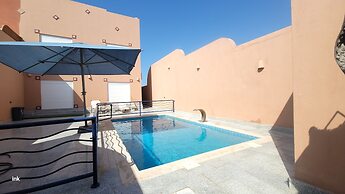 Durrat Al-Arous Villa in Moon Beach