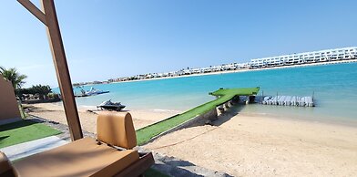 Durrat Al-Arous Villa in Moon Beach