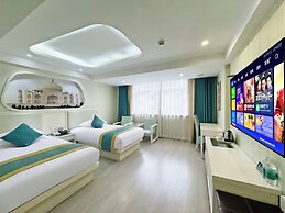 YIWU RUIFENG HOTEL
