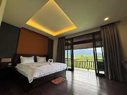 Phalai view hotel